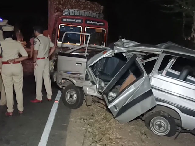 Child Among 6 Killed After Van Collides With Truck In Tamil Nadu