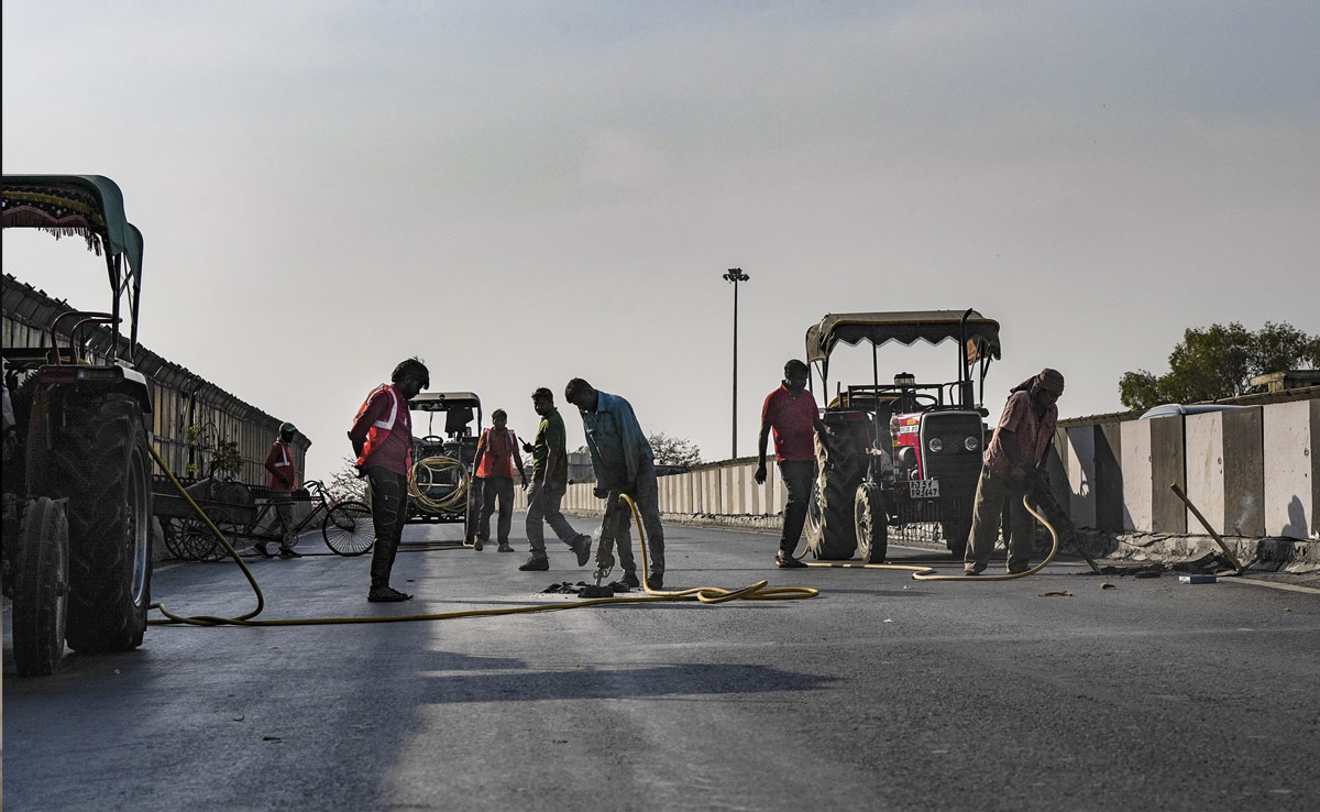 Chirag Delhi Flyover Likely To Re-Open For Traffic By April 1: Report