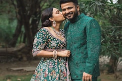 स्वरा भास्कर ने पोस्ट की संगीत फंक्शन की तस्वीरें स्वरा भास्कर ने पोस्ट की संगीत फंक्शन की तस्वीरें