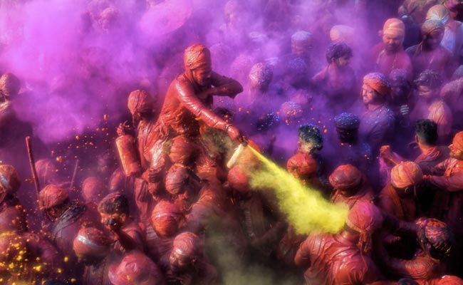 Happy Holi 2023: Wishes, Quotes, Messages, And WhatsApp Statuses