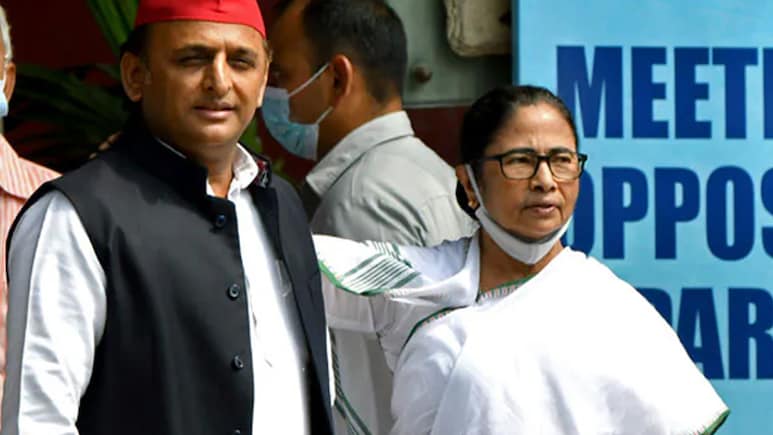 दीदी से करीबी, सोशल मीडिया पर समर्थन, फिर बंगाल में अखिलेश ने ममता बनर्जी के पक्ष में प्रचार क्यों नहीं किया?