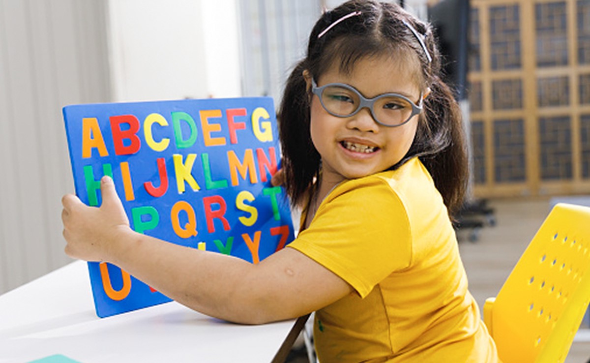 World Down Syndrome Day 2024: शरीर और दिमाग दोनों पर बुरा असर डालती है ये बीमारी, जानिए वर्ल्ड डाउन सिंड्रोम डे का महत्व और इस साल की थीम