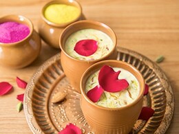 बिना ठंडाई के अधूरी है होली, इस आसान रेसिपी के साथ बनाएं भांग ठंडाई, पीकर हर कोई करेगा तारीफ