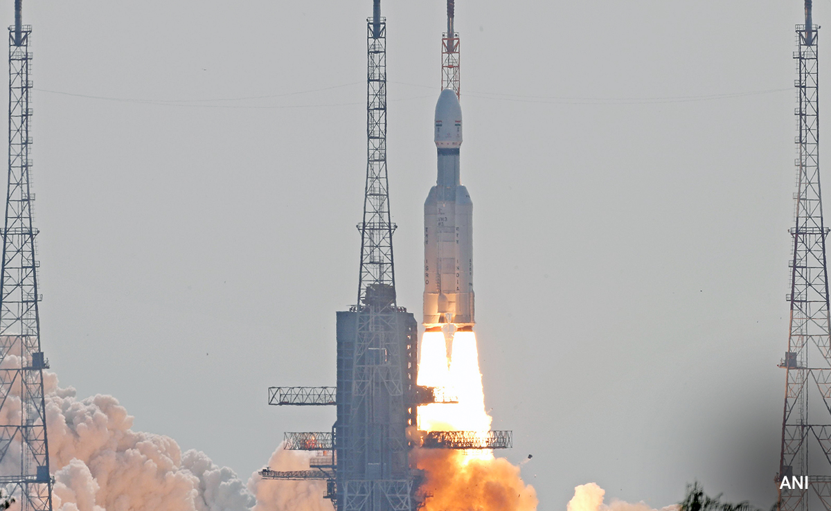 OneWeb Completes 618 Satellites Constellation For Global Internet Coverage