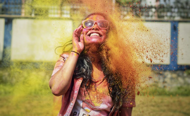 Holi 2024: Beauty Checklist Before You Step Out To Play With Colours