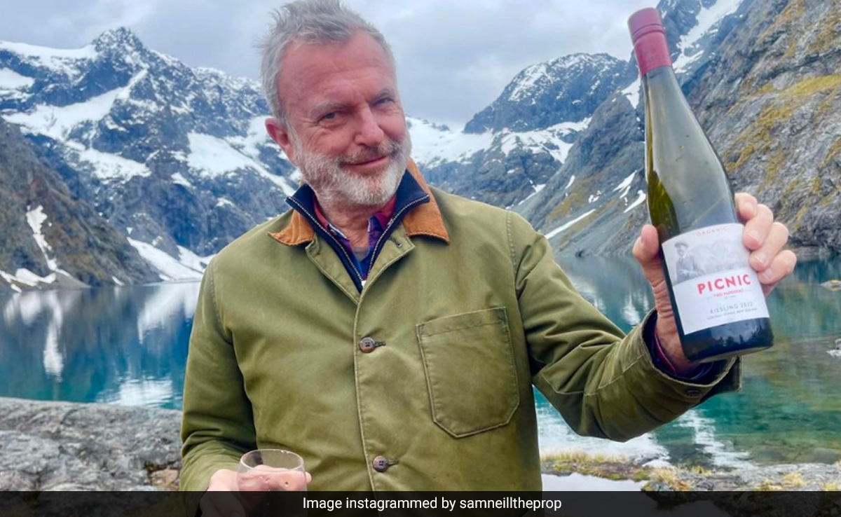 <i>'Jurassic Park'</i> Actor Sam Neill Reveals Blood Cancer Diagnosis