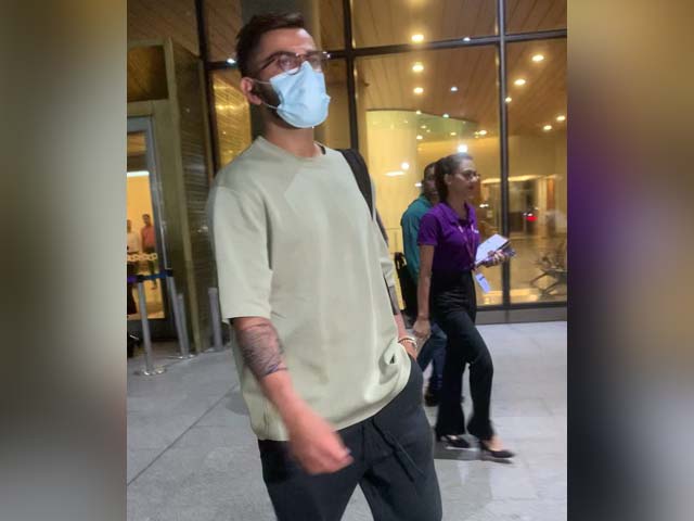 Virat Kohli Spotted At Airport Ahead Of RCB's IPL 2023 Opener