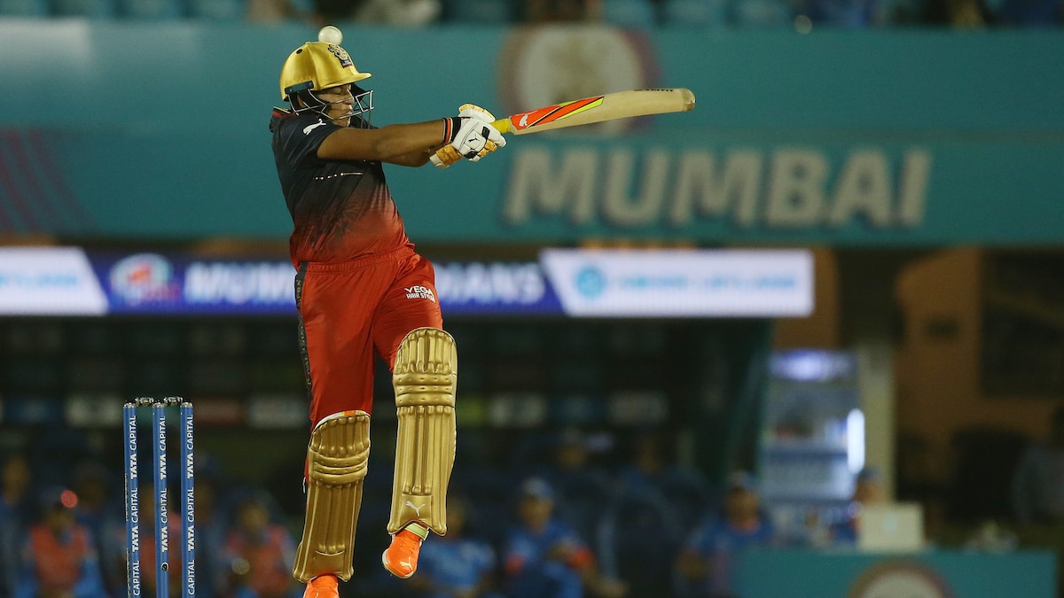 WPL 2023, MI vs RCB Live: Richa Ghosh, Kanika Ahuja Going Strong As RCB Cross 100 vs MI | Cricket News WPL 2023, MI vs RCB Live: Richa Ghosh, Kanika Ahuja Going Strong As RCB Cross 100 vs MI | Cricket News