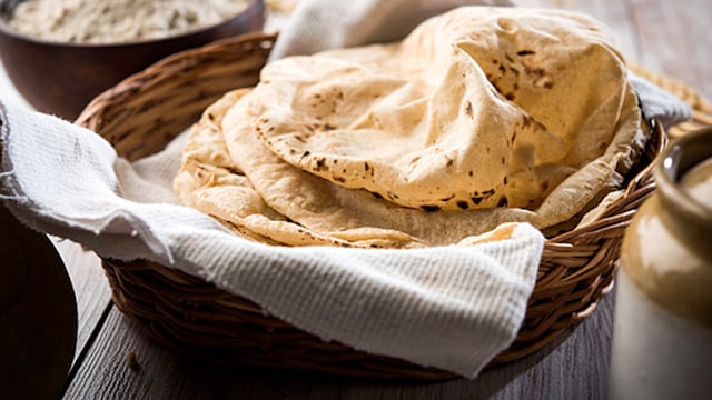 Whole wheat flour is a healthier alternative to refined flour and is rich in fibre
