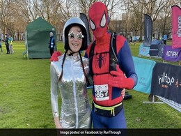 "Human Disco Ball": Woman Running 2,500 Km To Help Refugees And Asylum Seekers "Human Disco Ball": Woman Running 2,500 Km To Help Refugees And Asylum Seekers