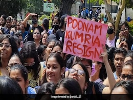 Delhi University Students Hold Rally Over Alleged Campus Harassment Delhi University Students Hold Rally Over Alleged Campus Harassment