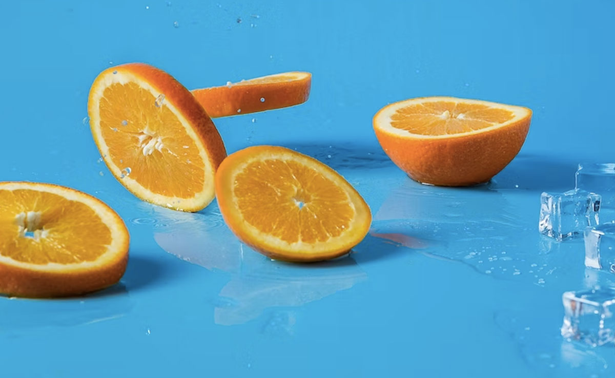 Oranges are high in vitamin C and fibre, which can help stabilise blood sugar levels