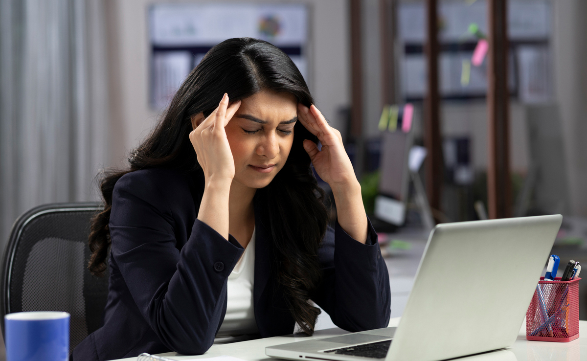 Health Tips: सर्दियों में सिरदर्द से है आप परेशान? तो आजमाएं ये देसी नुस्खे और पाए झटपट आराम