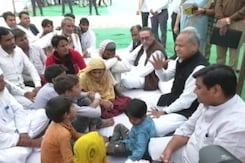 Ashok Gehlot Meets Families Of 2 Muslim Men Burnt Alive In Haryana Ashok Gehlot Meets Families Of 2 Muslim Men Burnt Alive In Haryana