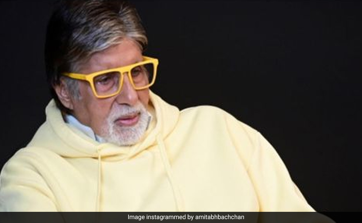 Amitabh Bachchan Returns To Work "Despite The Inconvenience Of Damaged Body"