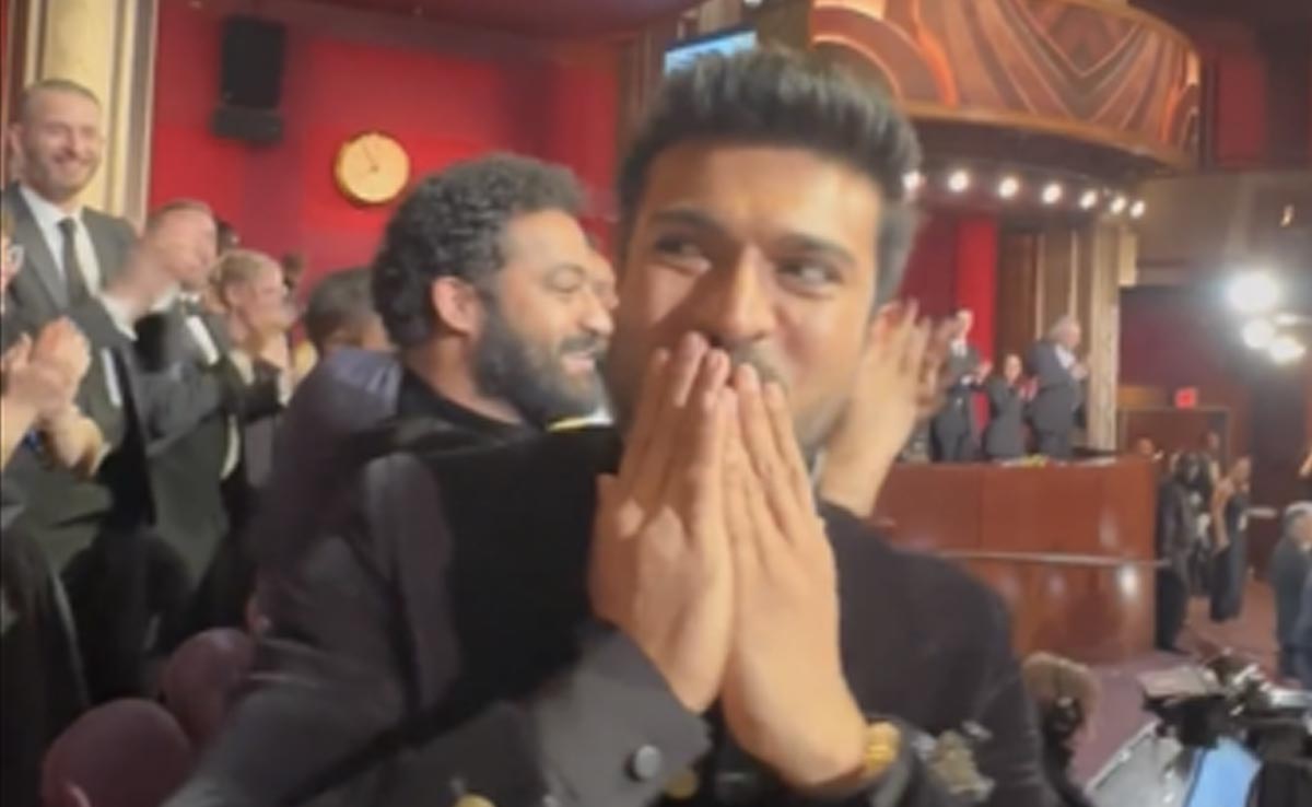 <i>RRR</i> At Oscars 2023: Ram Charan And Jr NTR's Viral-Worthy Hug When <i>Naatu Naatu</i> Won