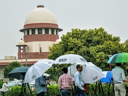 कर्नाटक हिजाब मामला : SC ने तुरंत सुनवाई से इनकार किया, CJI बोले- "होली बाद सुनवाई करेंगे" कर्नाटक हिजाब मामला : SC ने तुरंत सुनवाई से इनकार किया, CJI बोले- "होली बाद सुनवाई करेंगे"