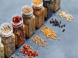 Health Tips: जीरा, मेथी और सौंफ को आयुर्वेद में माना गया है बेहद गुणकारी, सेवन का सही तरीका जान लें और गंभीर बीमारियों को रखें खुद से दूर Health Tips: जीरा, मेथी और सौंफ को आयुर्वेद में माना गया है बेहद गुणकारी, सेवन का सही तरीका जान लें और गंभीर बीमारियों को रखें खुद से दूर