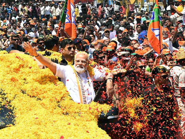 BJP Targets Rival's Bastion In Karnataka, PM Leads Roadshow