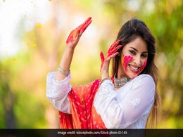 Holi Photo Ideas: होली पर रंगों के साथ इस तरह खींचे फोटो, देखने पर किसी सेलेब्रिटी से कम नहीं लगेंगी आप  Holi Photo Ideas: होली पर रंगों के साथ इस तरह खींचे फोटो, देखने पर किसी सेलेब्रिटी से कम नहीं लगेंगी आप