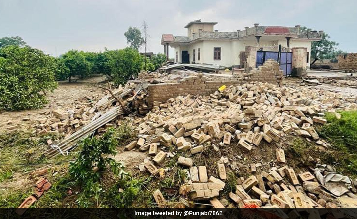 12 Injured, 30 Houses Damaged As Tornado Hits Punjab