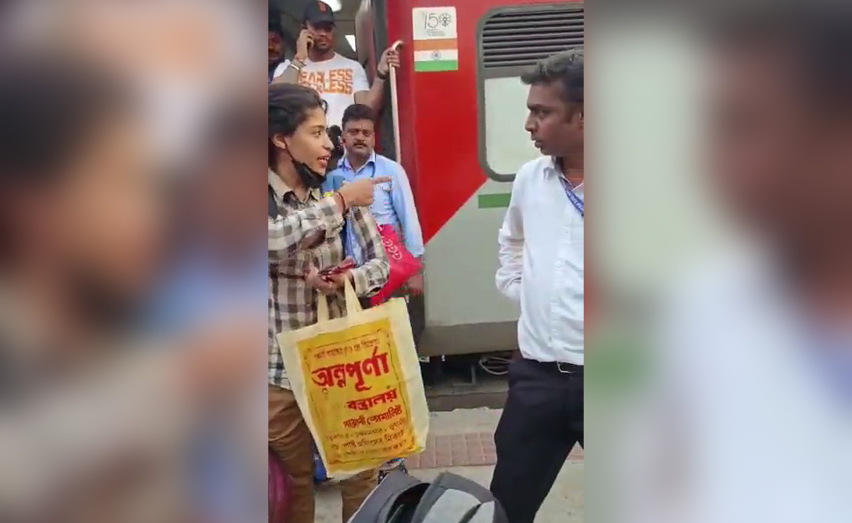 On Camera, Heated Exchange Between Bengaluru Ticket Checker, Woman Passenger