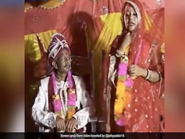 वरमाला पर दूल्हे को देख भड़क उठी दुल्हन, किया कुछ ऐसा हक्के- बक्के रह गए लोग, बोली- दीया में तेल नहीं... वरमाला पर दूल्हे को देख भड़क उठी दुल्हन, किया कुछ ऐसा हक्के- बक्के रह गए लोग, बोली- दीया में तेल नहीं...