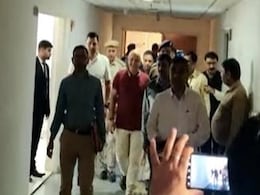 मनीष सिसोदिया को कोर्ट ने 2 और दिन के लिए CBI रिमांड पर भेजा, जमानत पर 10 मार्च को सुनवाई मनीष सिसोदिया को कोर्ट ने 2 और दिन के लिए CBI रिमांड पर भेजा, जमानत पर 10 मार्च को सुनवाई