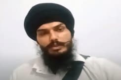 "I Am Not Surrendering": Fugitive Amritpal Singh Goes Live On YouTube "I Am Not Surrendering": Fugitive Amritpal Singh Goes Live On YouTube