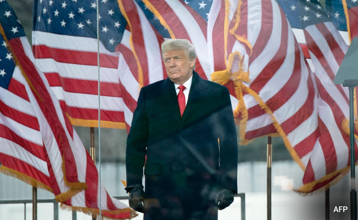 आपराधिक आरोपों का सामना करने वाले पहले पूर्व अमेरिकी राष्ट्रपति बने डोनाल्ड ट्रंप, बोले-"राजनीतिक उत्पीड़न..."