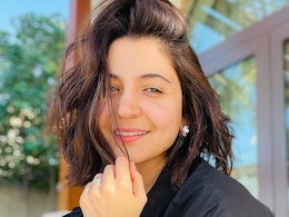 Anushka Sharma Enjoys Delish Maharashtrian Food, Courtesy Her Mother Anushka Sharma Enjoys Delish Maharashtrian Food, Courtesy Her Mother