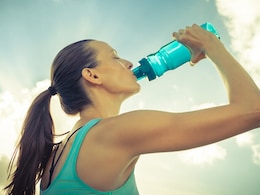 Summer Health Tips: कहर बरपाती गर्मी बिगाड़ न दे तबियत, Heatwave से बचने के लिए अपनाएं ये 6 तरीके Summer Health Tips: कहर बरपाती गर्मी बिगाड़ न दे तबियत, Heatwave से बचने के लिए अपनाएं ये 6 तरीके