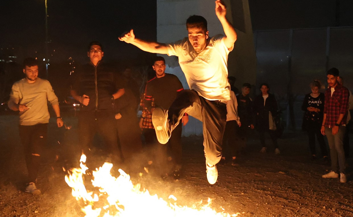 11 Killed, Thousands Injured During Iran's Fire Festival: Report