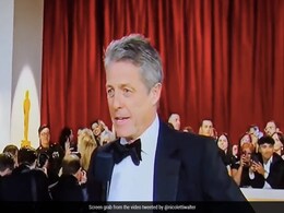 Oscars 2023: Hugh Grant Divides Fans With "Most Awkward" Red Carpet Interview Oscars 2023: Hugh Grant Divides Fans With "Most Awkward" Red Carpet Interview