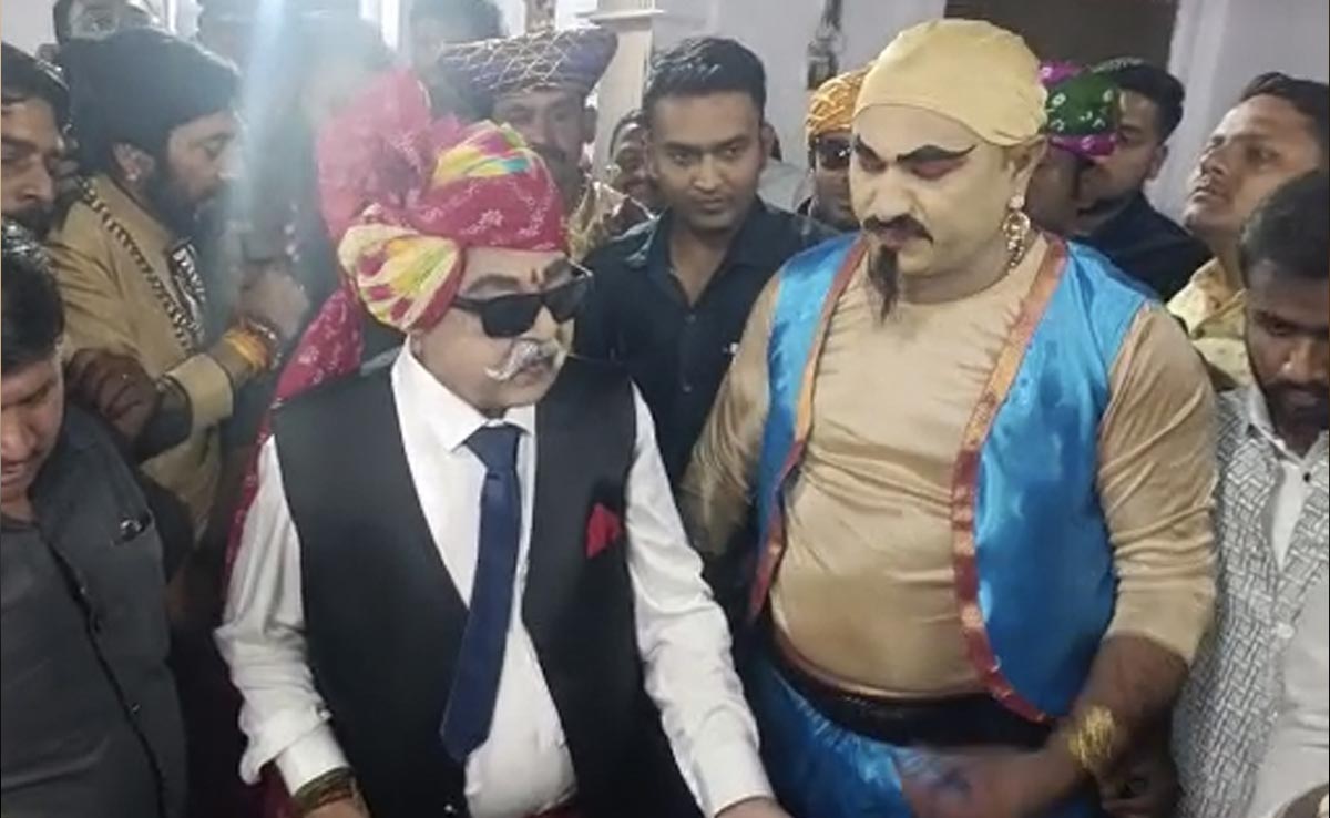 चाचा चौधरी और साबू बने इन दो फेमस नेताओं को क्या आपने पहचाना? नाम जानकर रह जाएंगे हैरान