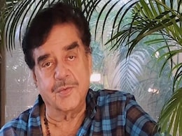 Shatrughan Sinha, "Embarrased" About His Appearance, Recalls Consulting A Plastic Surgeon Shatrughan Sinha, "Embarrased" About His Appearance, Recalls Consulting A Plastic Surgeon