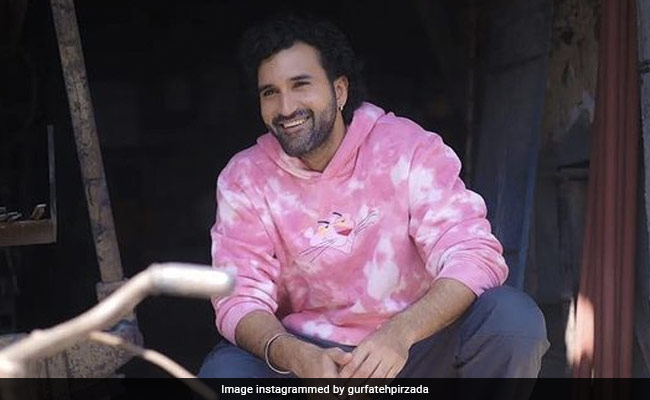 Gurfateh Pirzada, Star Of <i>Class</i>, On Being Bullied, Working At A Grocery Store And More