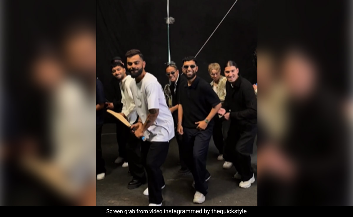 Anushka Sharma Needed No Words, Just Emojis To React To Virat Kohli Dancing With Quick Style