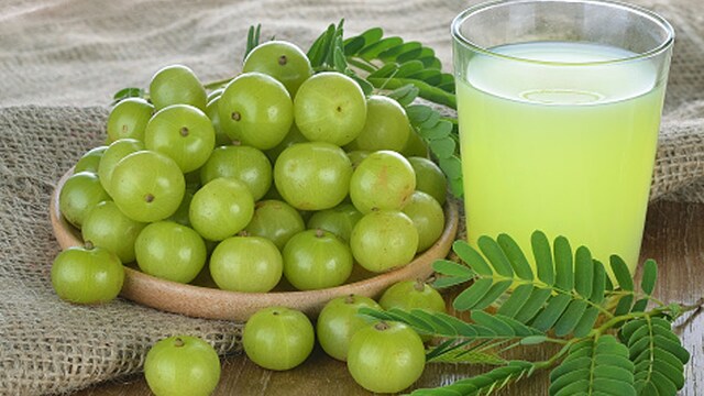Amla is rich in vitamin C, antioxidants, and other nutrients that can nourish the hair follicles