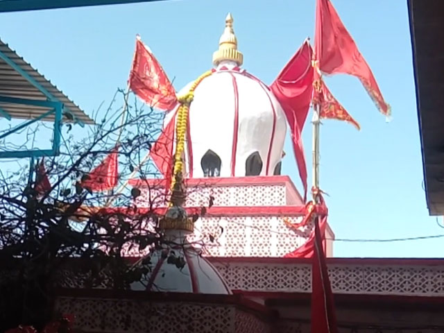 Muslim Family Serving This Durga Temple For 13 Generations