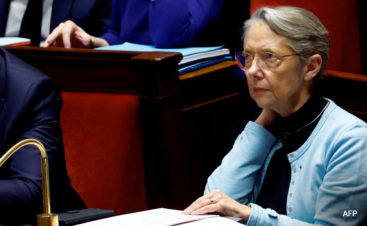 French Prime Minister Plans To Meet Opposition, Unions Amid Pension Crisis