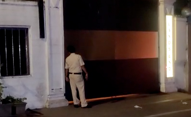 2 Detained For Breaking Into Shah Rukh Khan's Bungalow Mannat: Cops