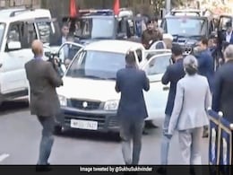 Himachal Chief Minister Arrives In Old Car To Attend First Budget Session Himachal Chief Minister Arrives In Old Car To Attend First Budget Session