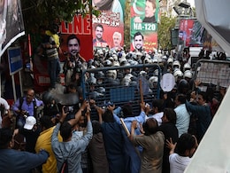 "Strict Action" If Imran Khan's Party Workers Continue Violence: Pak Cops "Strict Action" If Imran Khan's Party Workers Continue Violence: Pak Cops