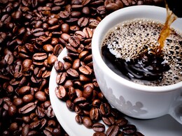 Is It Okay To Drink Coffee In Summer? Pros And Cons Of Drinking Coffee Is It Okay To Drink Coffee In Summer? Pros And Cons Of Drinking Coffee