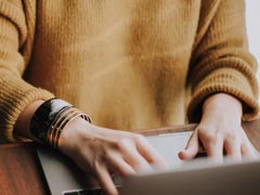 US Woman Reapplies To Her Own Job After Company Posts Ad For Same Position With Higher Salary