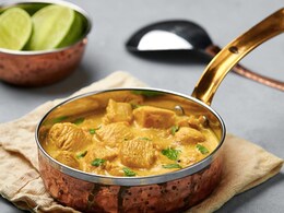 5 Foods You Should Avoid Cooking In Copper Utensils