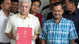 Delhi Minister Kailash Gahlot Quits AAP, 'Sheeshmahal' Jab Is Parting Shot
