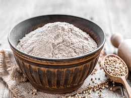 Navratri 2023: सेहत के लिए वरदान से कम नहीं है व्रत में खाया जाने वाला कुट्टू का आटा, कई बीमारियों को रखता है दूर Navratri 2023: सेहत के लिए वरदान से कम नहीं है व्रत में खाया जाने वाला कुट्टू का आटा, कई बीमारियों को रखता है दूर