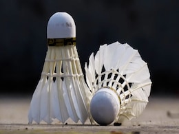 49-Year-Old Man Dies While Playing Badminton In Maharashtra 49-Year-Old Man Dies While Playing Badminton In Maharashtra